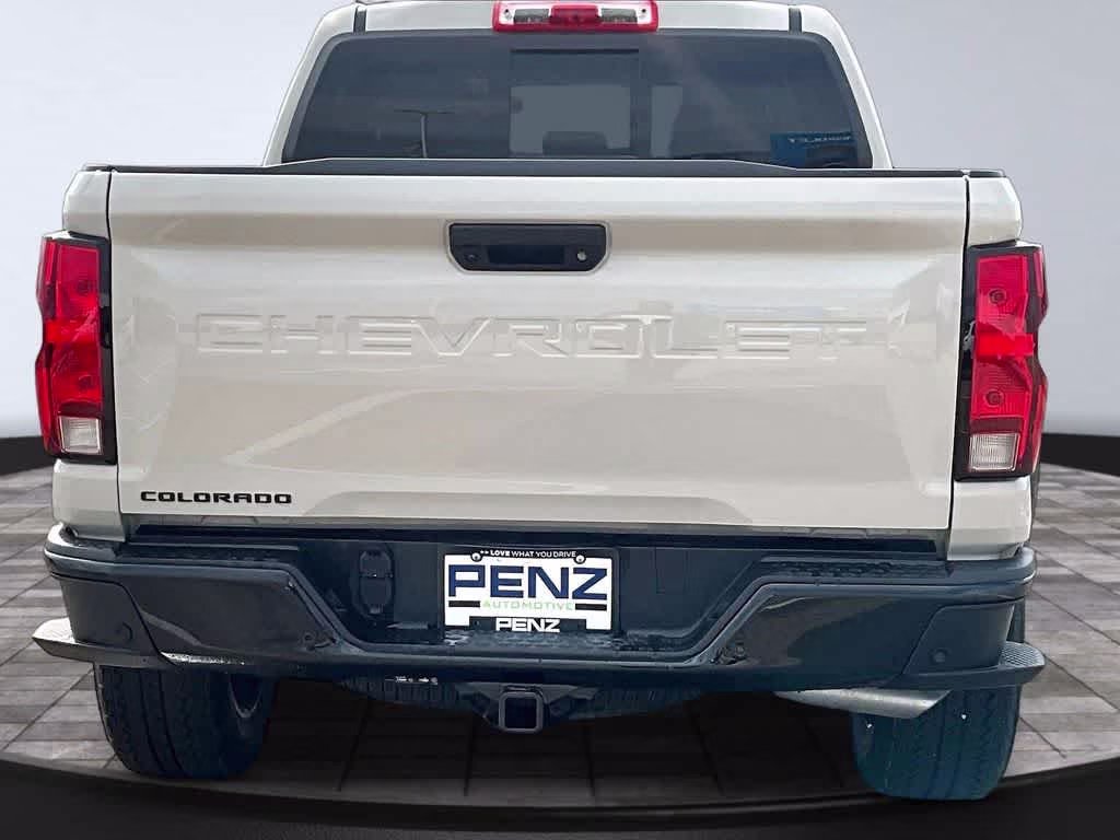 2026 White Sands Chevrolet Colorado 4WD Trail Boss 4X4 Truck