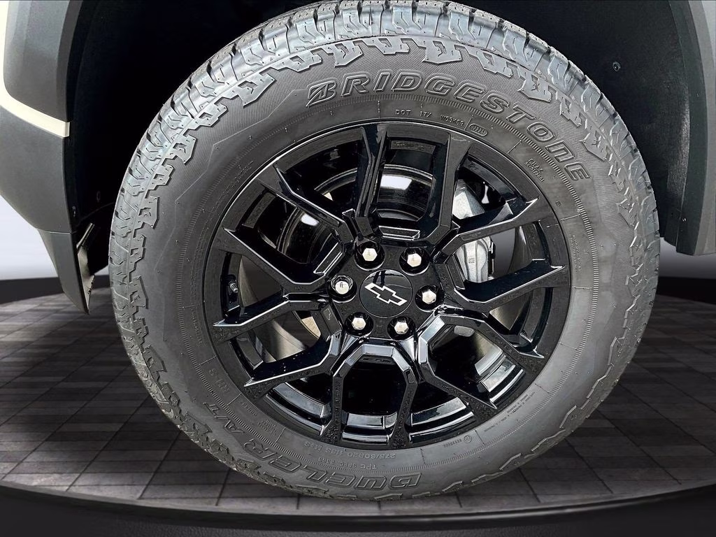 2026 White Sands Chevrolet Colorado Trail Boss 4X4 Truck