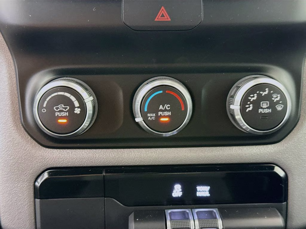 2022 Patriot Blue Pearlcoat Ram 1500 Big Horn/Lone Star 4X4 Truck