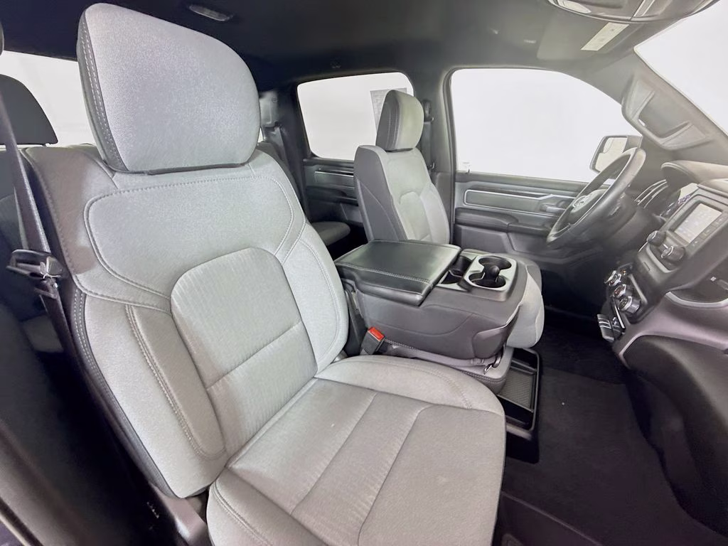 2022 Patriot Blue Pearlcoat Ram 1500 Big Horn/Lone Star 4X4 Truck