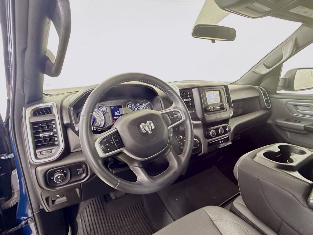 2022 Patriot Blue Pearlcoat Ram 1500 Big Horn/Lone Star 4X4 Truck