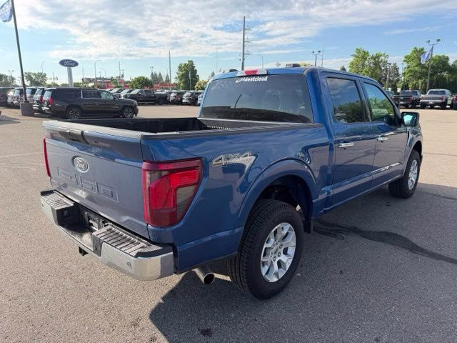 2025 Atlas Blue Metallic Ford F-150 XLT 4X4 Truck