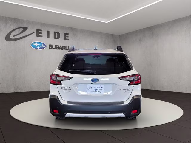 2024 Crystal White Pearl Subaru Outback Limited XT AWD SUV