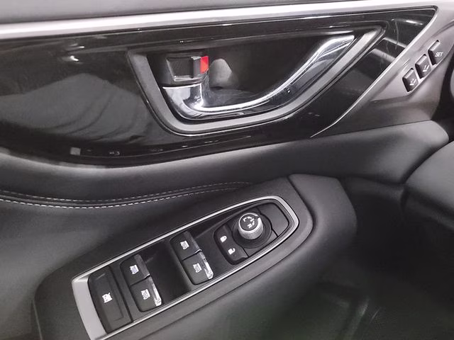 2024 Crystal White Pearl Subaru Outback Limited XT AWD SUV