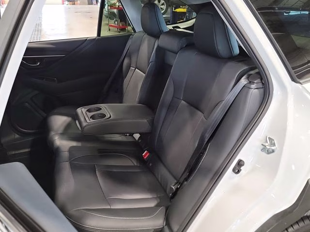 2024 Crystal White Pearl Subaru Outback Limited XT AWD SUV