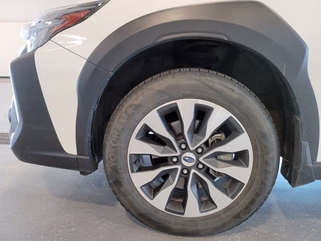 2024 Crystal White Pearl Subaru Outback Limited XT AWD SUV