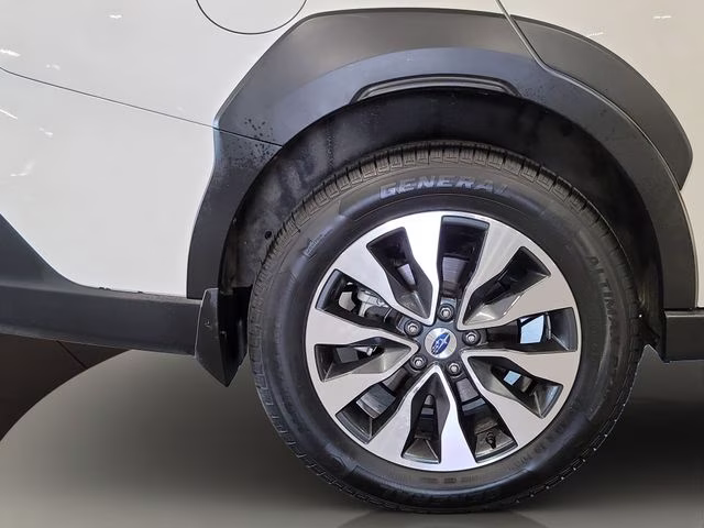 2024 Crystal White Pearl Subaru Outback Limited XT AWD SUV