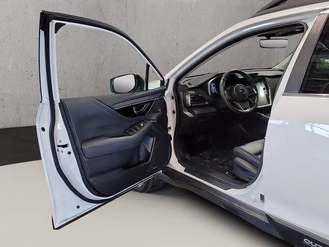 2024 Crystal White Pearl Subaru Outback Limited XT AWD SUV