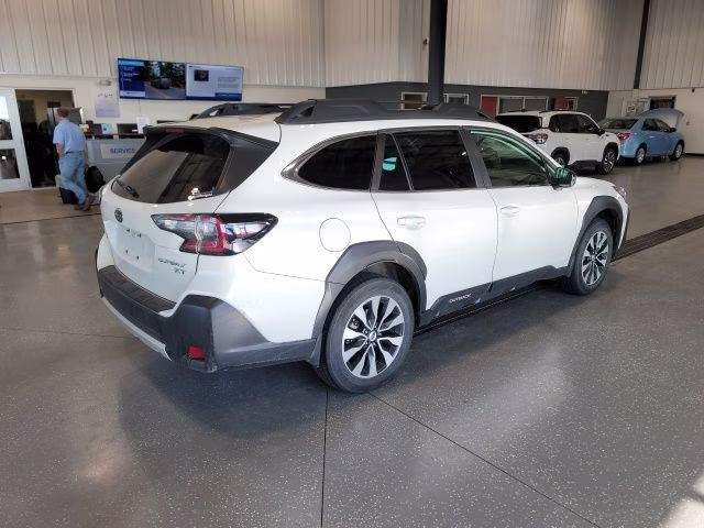 2024 Crystal White Pearl Subaru Outback Limited XT AWD SUV