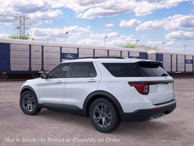 2026 R7 Ford Explorer Active 4X4 SUV