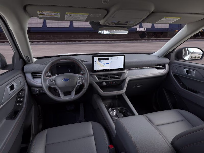 2026 R7 Ford Explorer Active 4X4 SUV