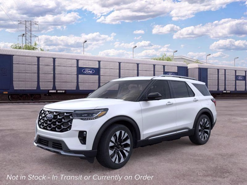2026 Star White Metallic Tri-Coat Ford Explorer Platinum 4X4 SUV