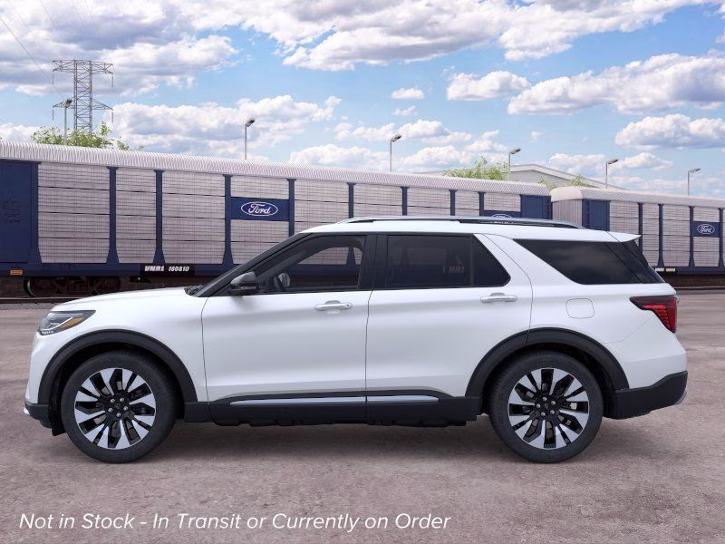 2026 Star White Metallic Tri-Coat Ford Explorer Platinum 4X4 SUV