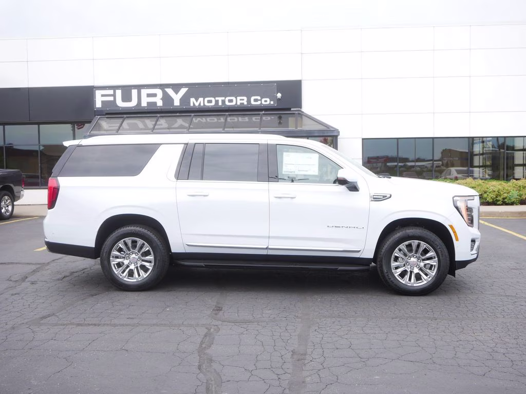 2026 Glacier White Tricoat GMC Yukon XL Denali 4X4 SUV