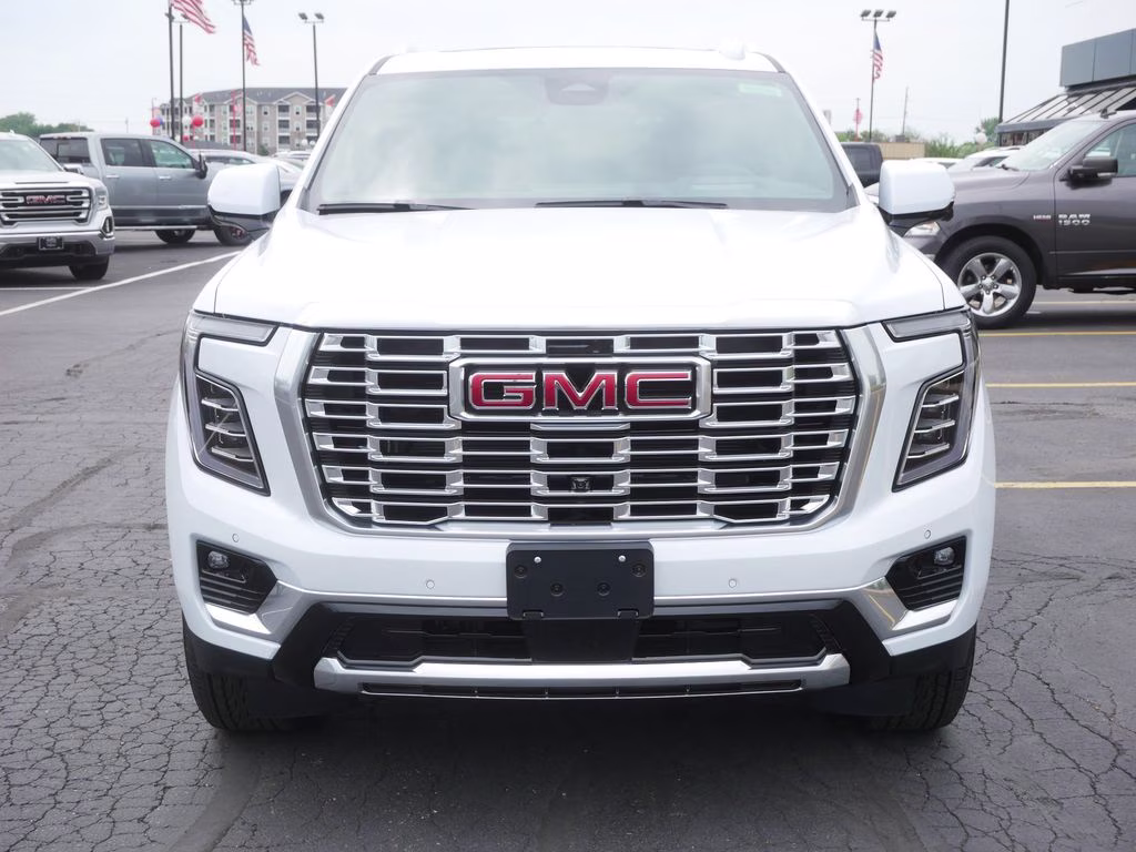 2026 Glacier White Tricoat GMC Yukon XL Denali 4X4 SUV