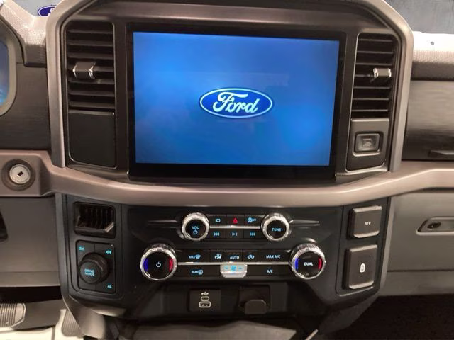 2025 Atlas Blue Metallic Ford F-150 XLT 4X4 Truck