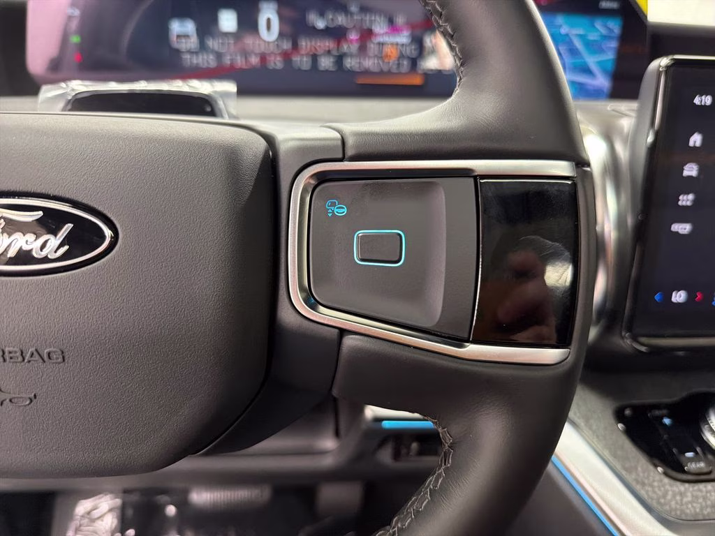 2026 GLACIER GRAY TRI-COAT Ford Expedition Tremor 4X4 SUV