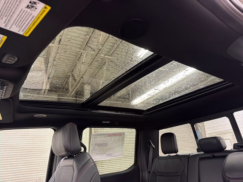 2026 SHELTER GREEN Ford F-150 Raptor 4X4 Truck