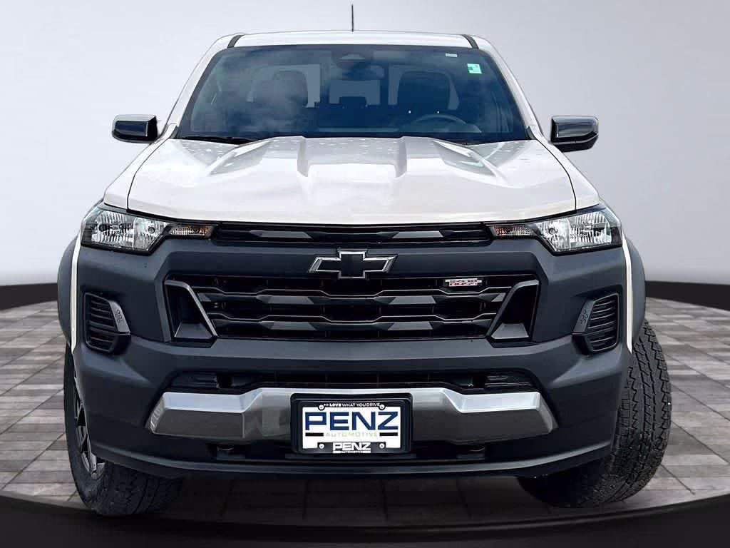 2026 White Sands Chevrolet Colorado 4WD Trail Boss 4X4 Truck