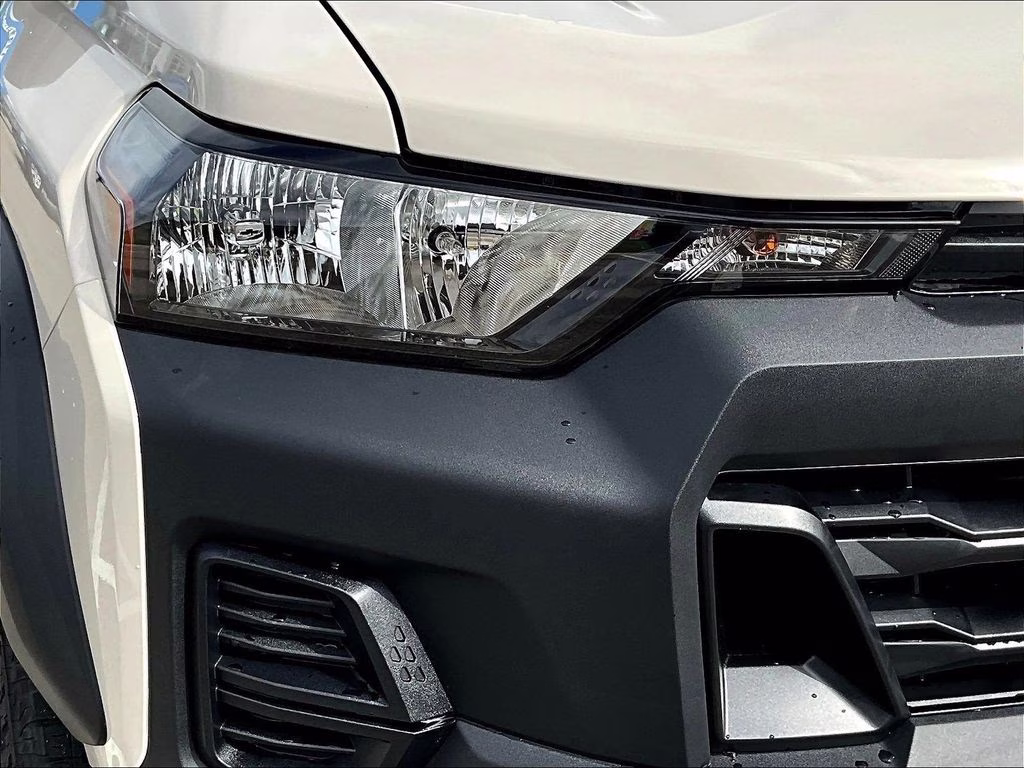 2026 White Sands Chevrolet Colorado Trail Boss 4X4 Truck