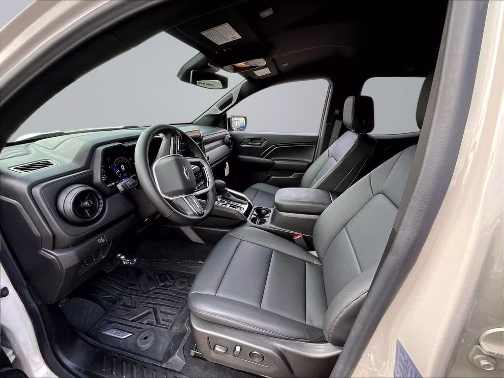 2026 White Sands Chevrolet Colorado Trail Boss 4X4 Truck