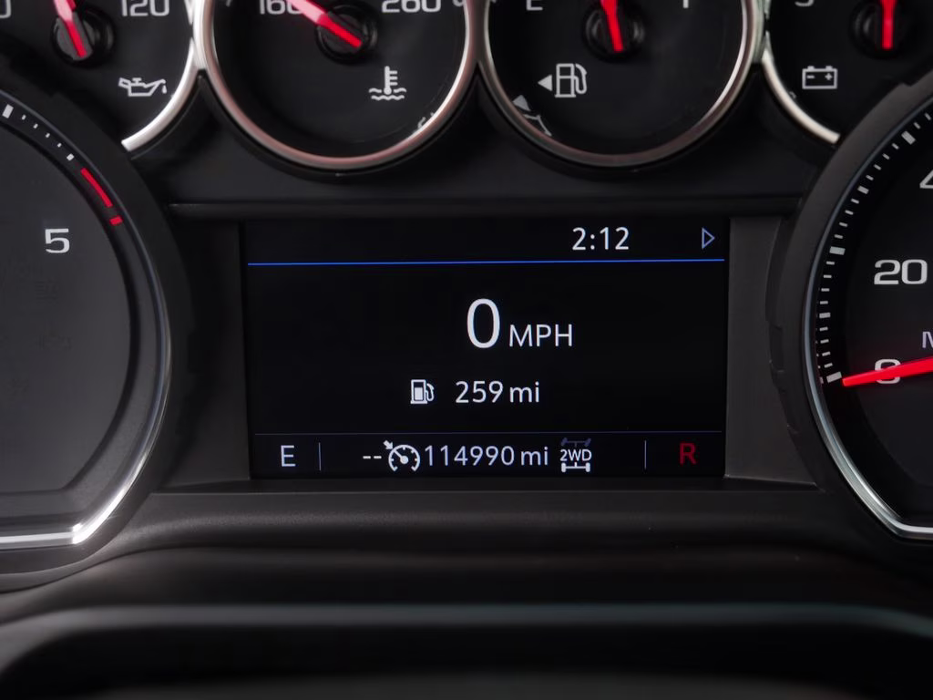 2023 Summit White Chevrolet Silverado 3500HD LT 4X4 Truck