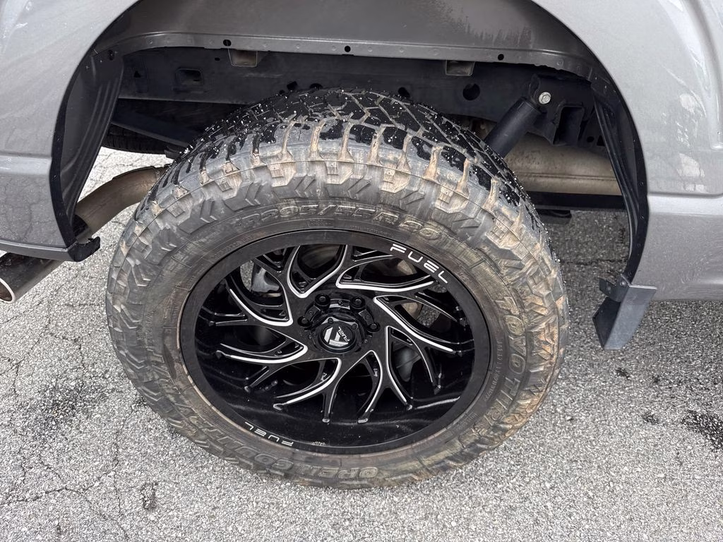 2023 Carbonized Gray Metallic Ford F-150 XLT 4X4 Truck