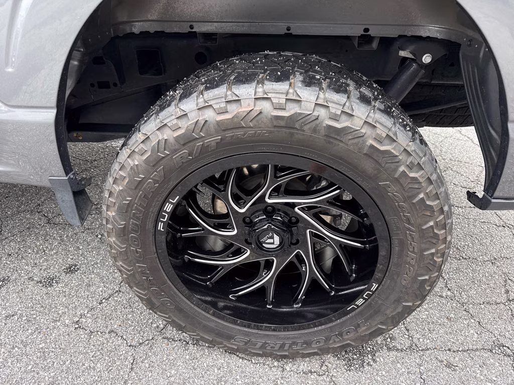 2023 Carbonized Gray Metallic Ford F-150 XLT 4X4 Truck