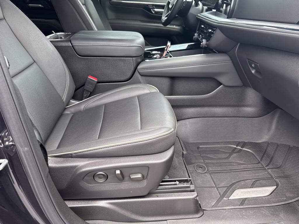 2025 Dark Ash Metallic Chevrolet Tahoe Premier 4X4 SUV