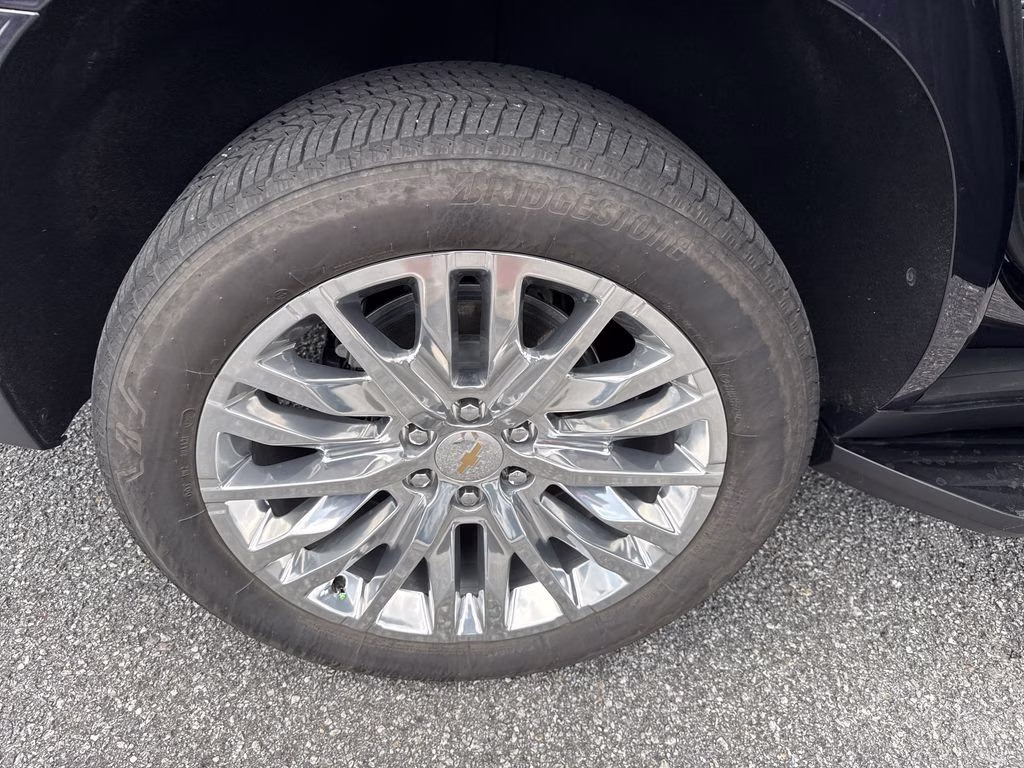 2025 Dark Ash Metallic Chevrolet Tahoe Premier 4X4 SUV