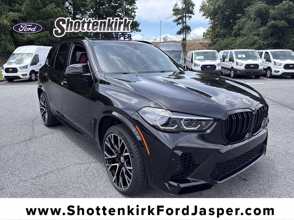 2023 BMW X5 M -'s photo