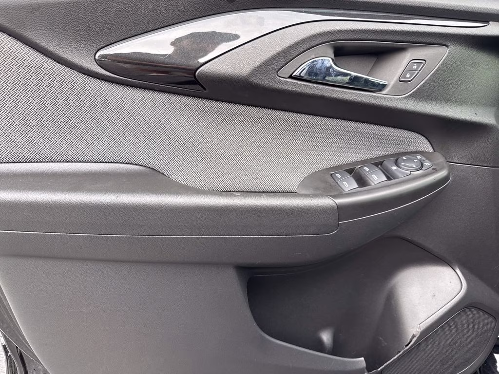 2023 Mosaic Black Metallic Chevrolet Trailblazer LT AWD SUV