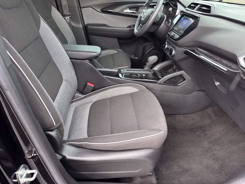 2023 Mosaic Black Metallic Chevrolet Trailblazer LT AWD SUV