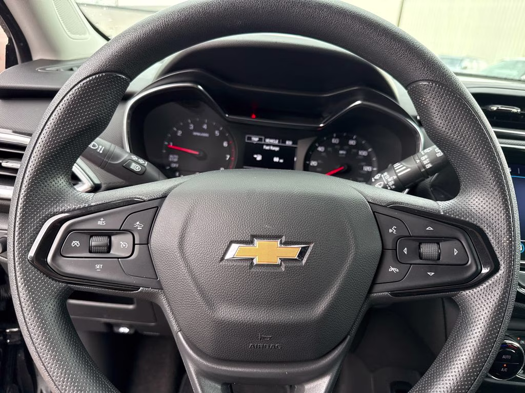 2023 Mosaic Black Metallic Chevrolet Trailblazer LT AWD SUV