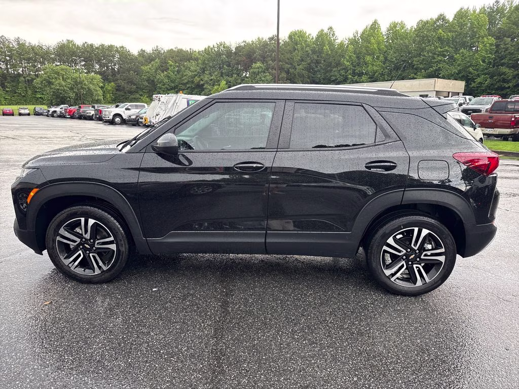2023 Mosaic Black Metallic Chevrolet Trailblazer LT AWD SUV