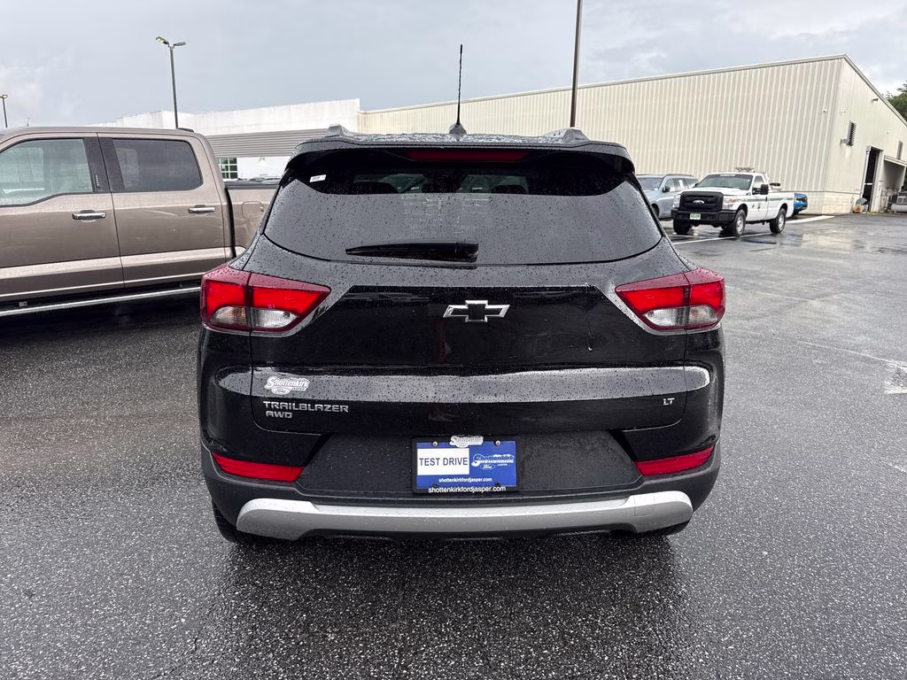 2023 Mosaic Black Metallic Chevrolet Trailblazer LT AWD SUV