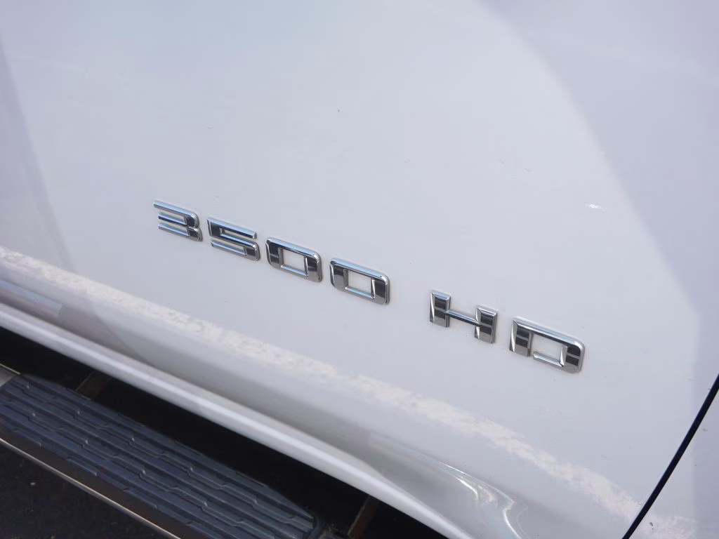 2023 Summit White Chevrolet Silverado 3500HD LT 4X4 Truck