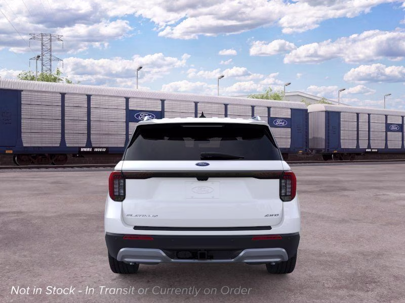2026 Star White Metallic Tri-Coat Ford Explorer Platinum 4X4 SUV