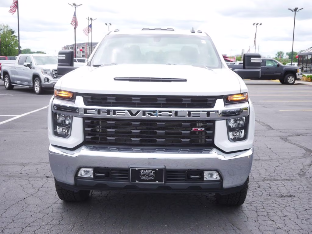 2023 Summit White Chevrolet Silverado 3500HD LT 4X4 Truck