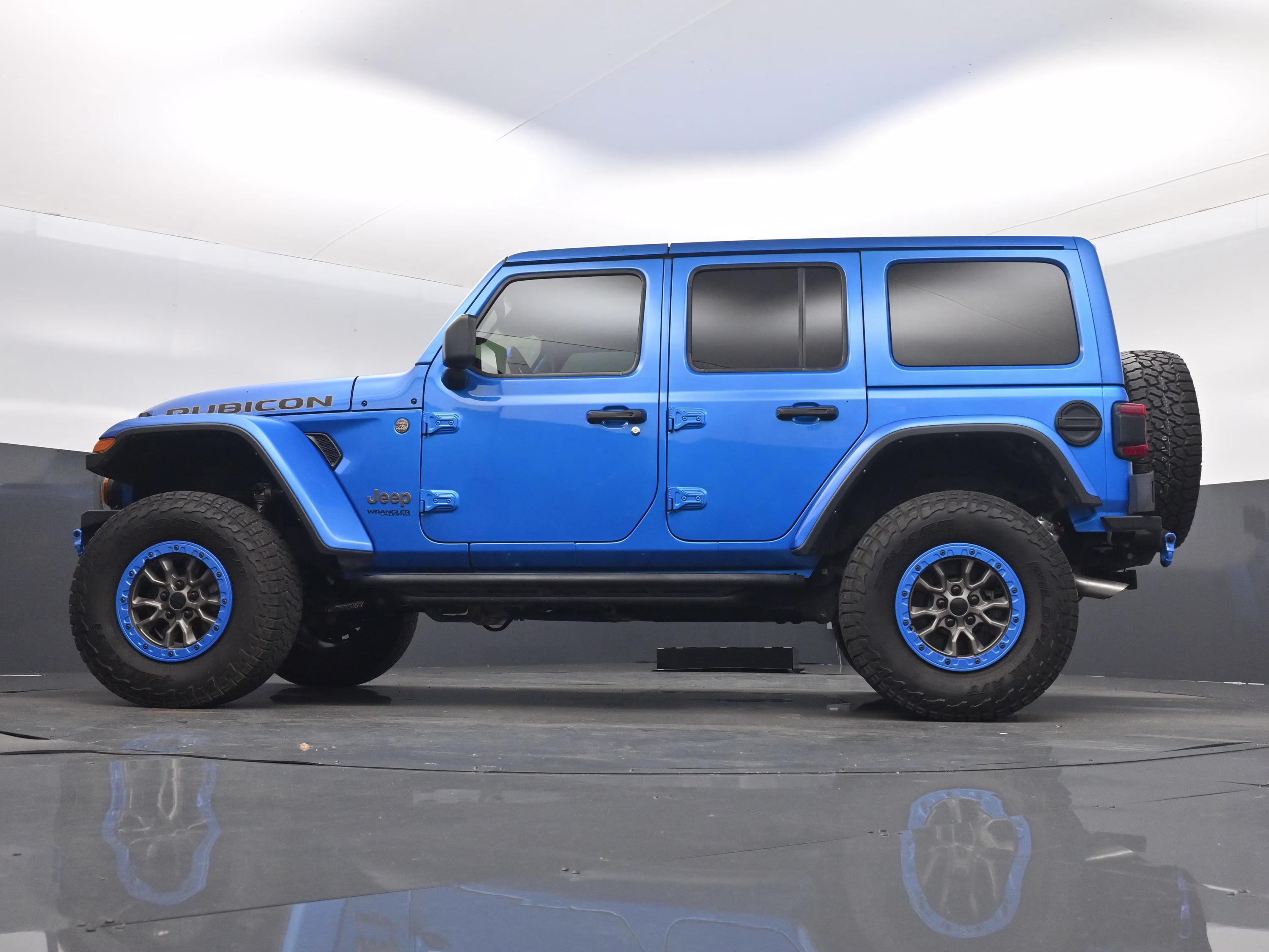 2022 Hydro Blue Pearl Coat Jeep Wrangler Unlimited Rubicon 392 4X4 SUV