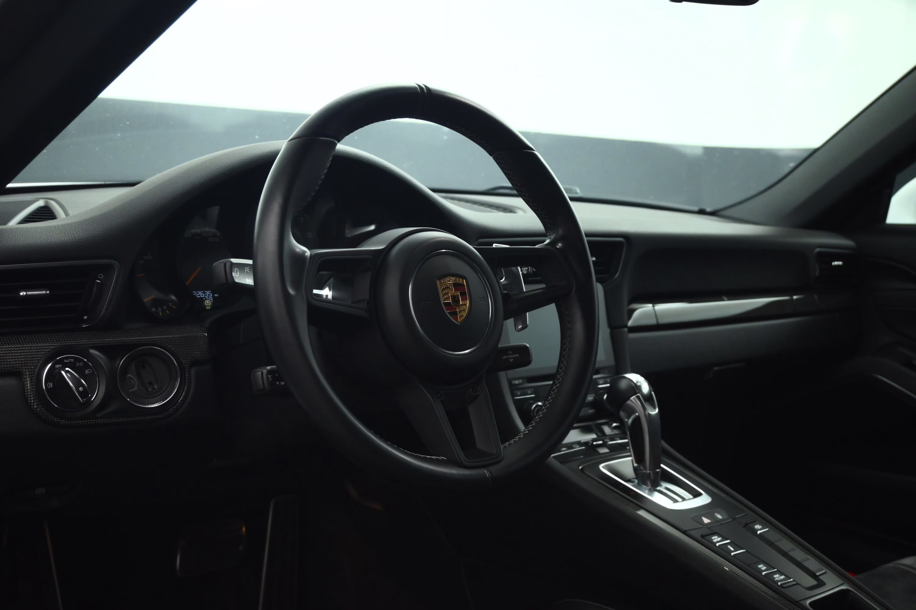 2018 White Porsche 911 GT3 RWD Coupe