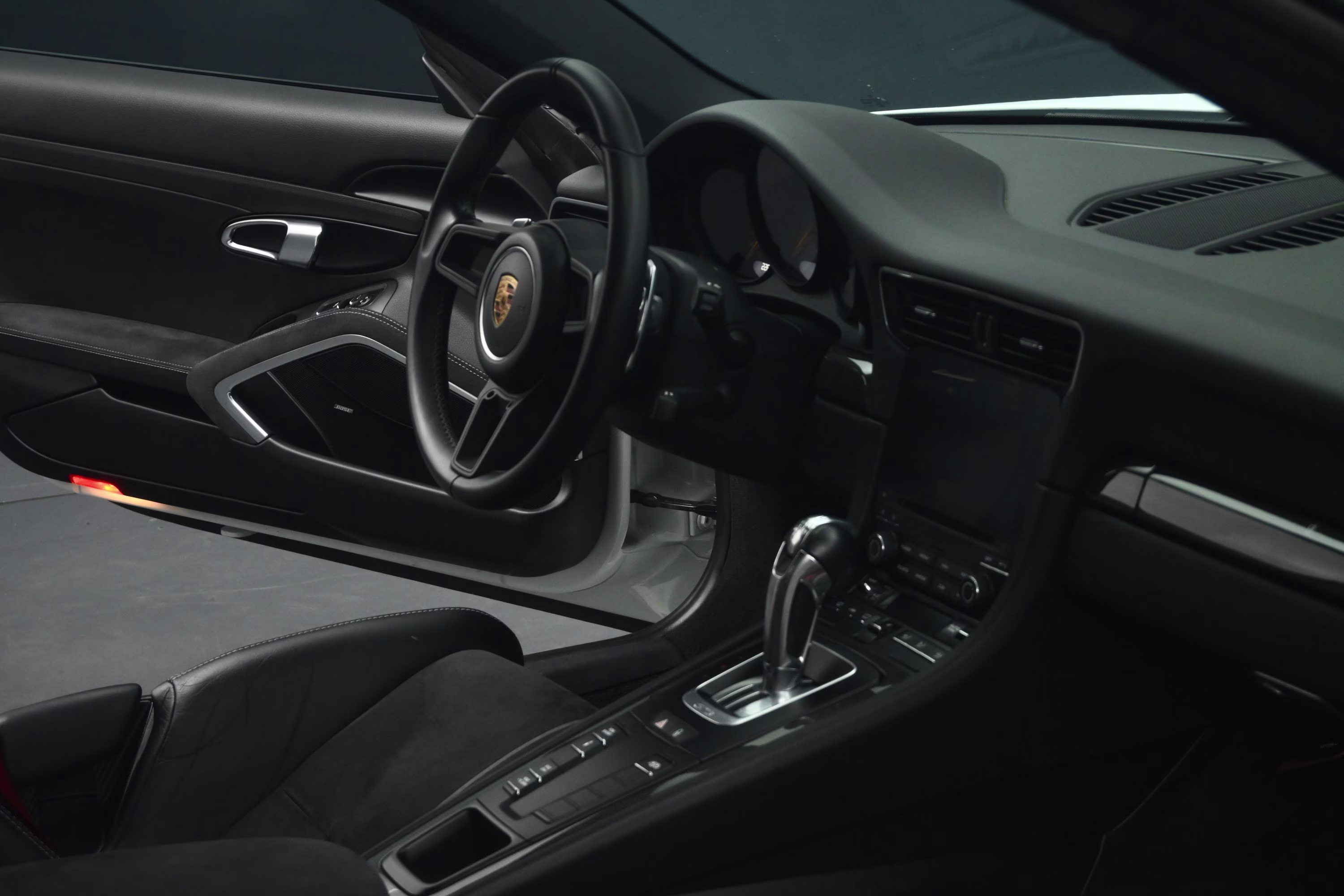 2018 White Porsche 911 GT3 RWD Coupe