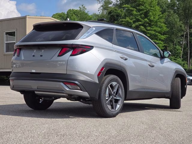 2026 Shimmering Silver Hyundai Tucson Hybrid SEL AWD SUV