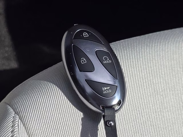 2026 Shimmering Silver Hyundai Tucson Hybrid SEL AWD SUV