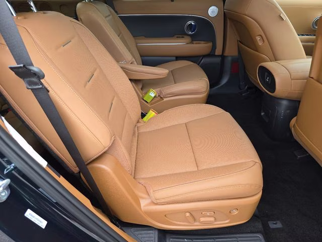 2026 Robust Emerald Pearl Hyundai Palisade Hybrid Calligraphy AWD SUV