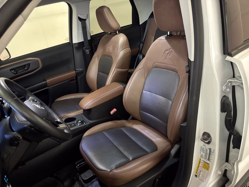 2023 Oxford White Ford Bronco Sport Badlands 4X4 SUV