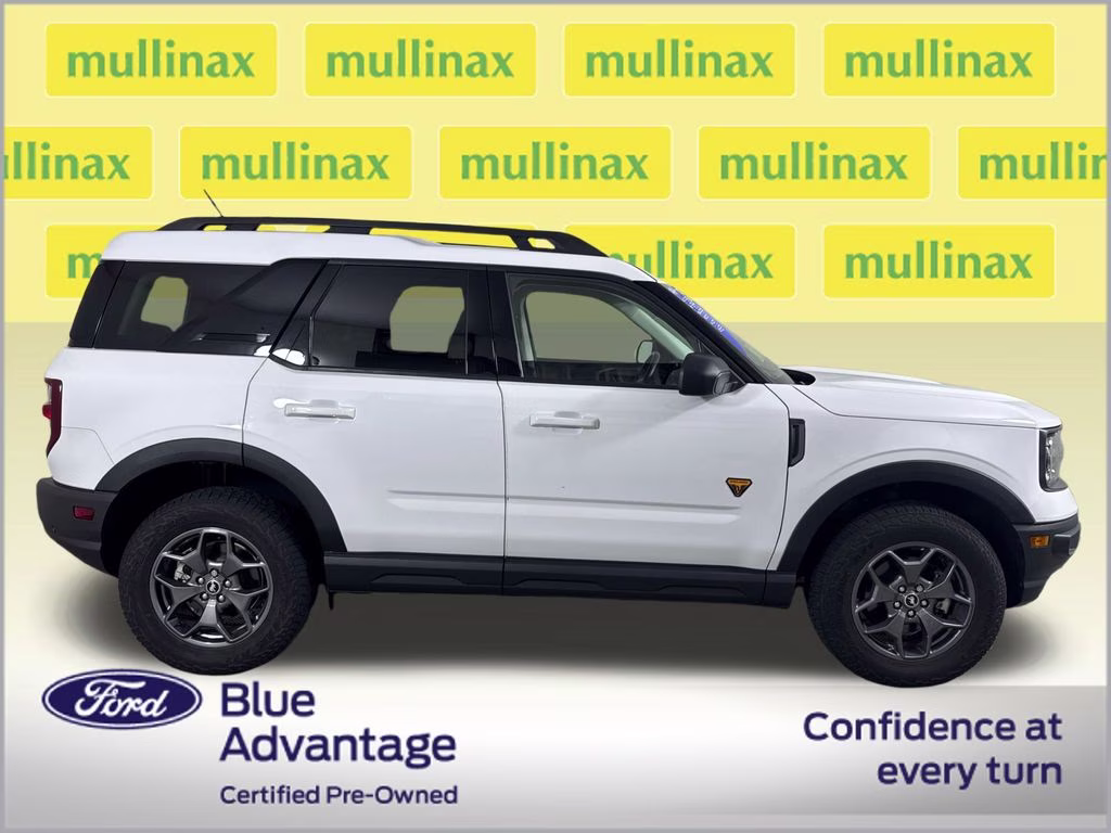 2023 Oxford White Ford Bronco Sport Badlands 4X4 SUV