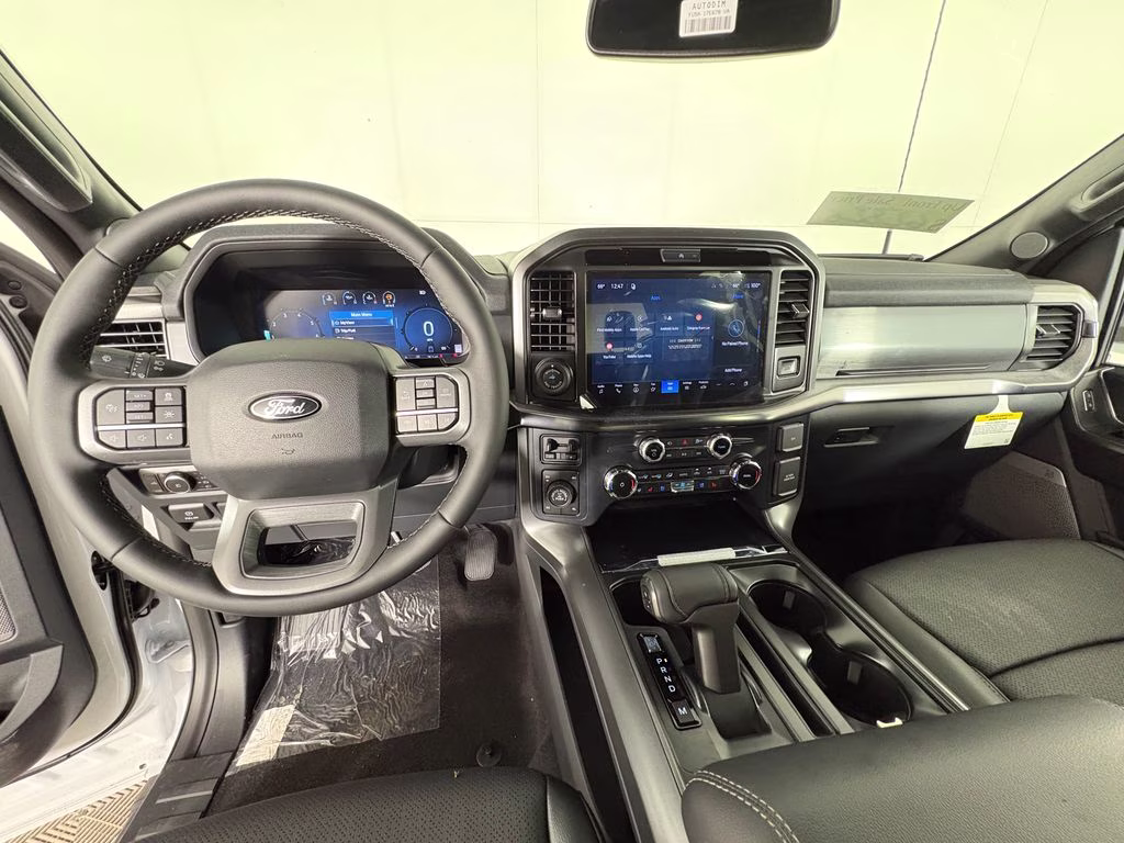 2026 Oxford White Ford F-150 Lariat 4X4 Truck
