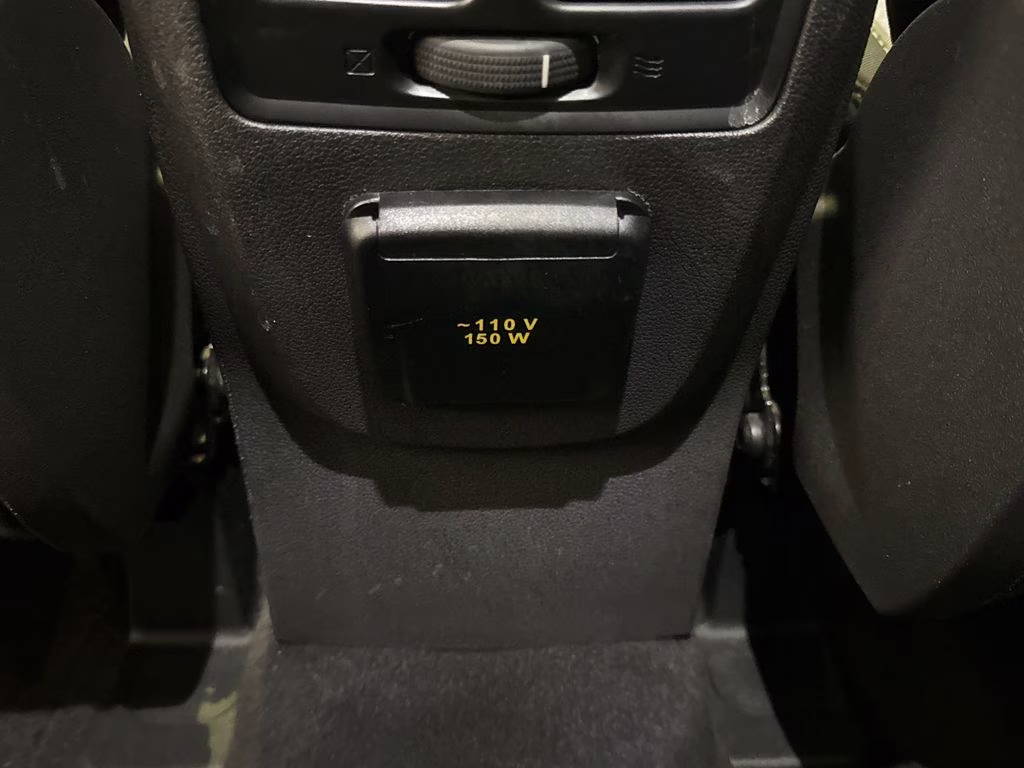 2017 Magnetic Ford Escape SE FWD SUV