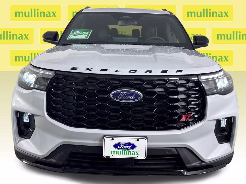 2026 Space White Metallic Ford Explorer ST 4X4 SUV